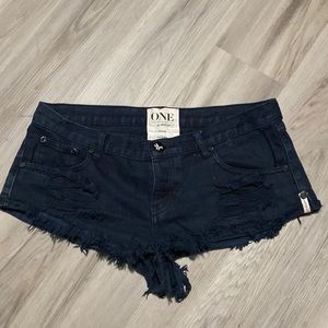 One teaspoon Trash Whores denim shorts .